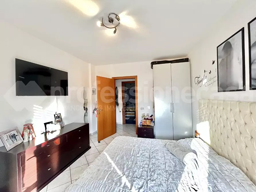 Immagine 11 di Appartamento in vendita  a Pisa