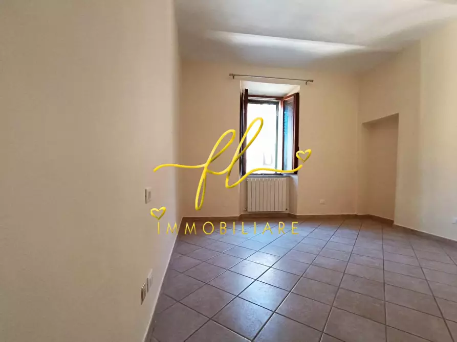 Immagine 14 di Appartamento in vendita  a Volterra