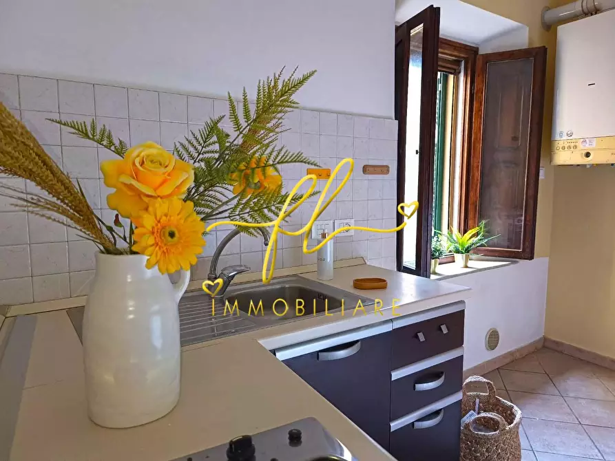 Immagine 4 di Appartamento in vendita  a Volterra