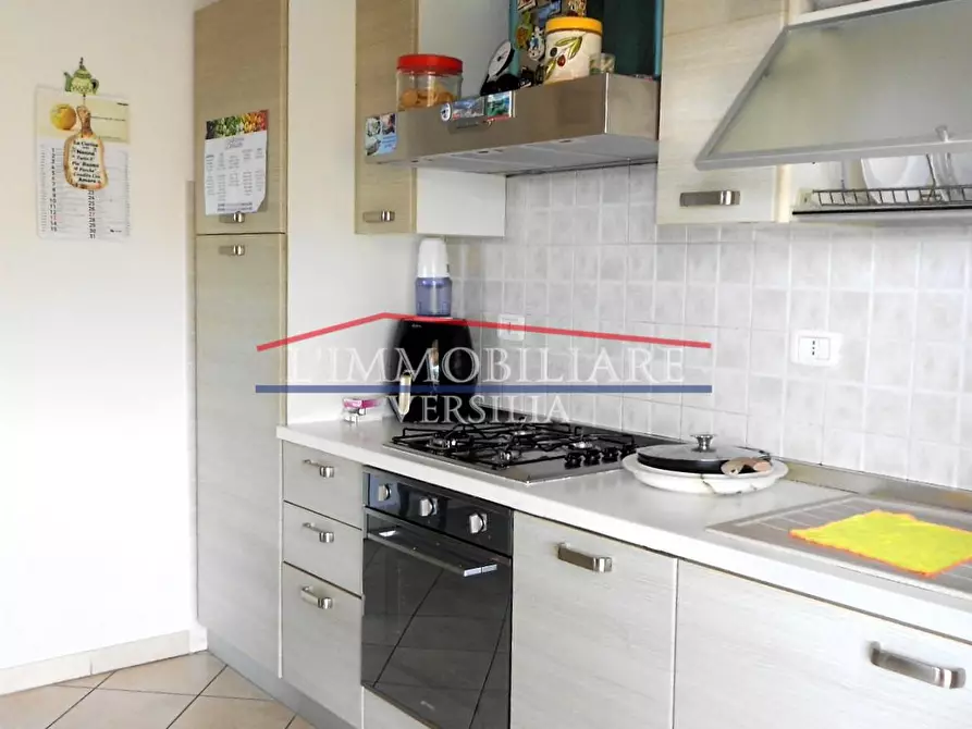 Immagine 38 di Appartamento in vendita  a Massa