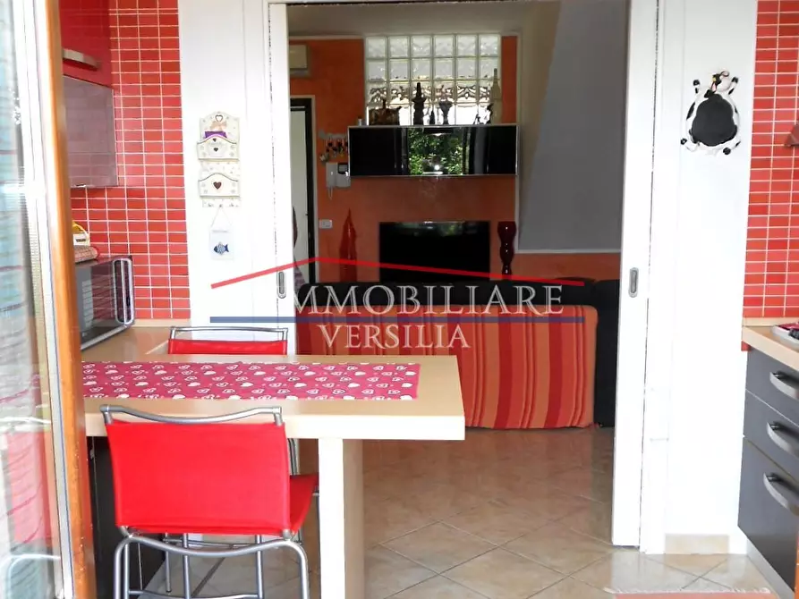 Immagine 6 di Appartamento in vendita  a Massa