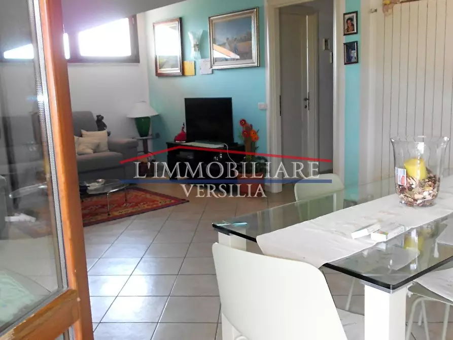 Immagine 35 di Appartamento in vendita  a Massa