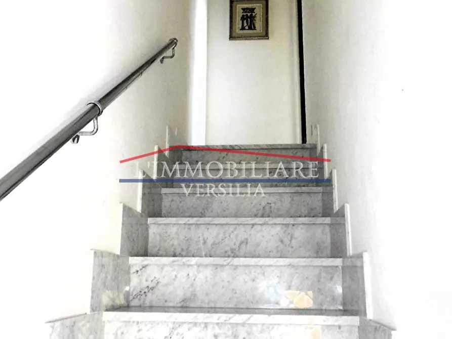 Immagine 32 di Appartamento in vendita  a Massa