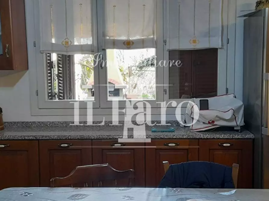 Immagine 21 di Terratetto in vendita  a Carmignano