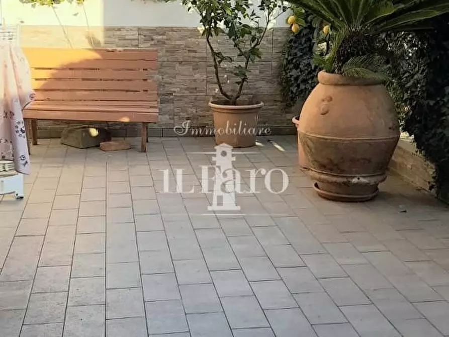 Immagine 10 di Terratetto in vendita  a Carmignano