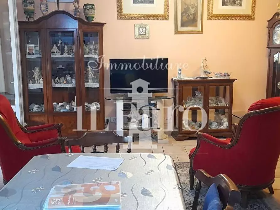 Immagine 17 di Terratetto in vendita  a Carmignano