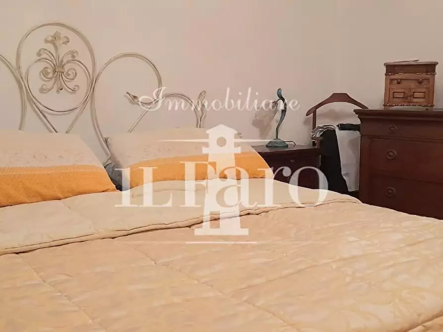 Immagine 40 di Terratetto in vendita  a Carmignano