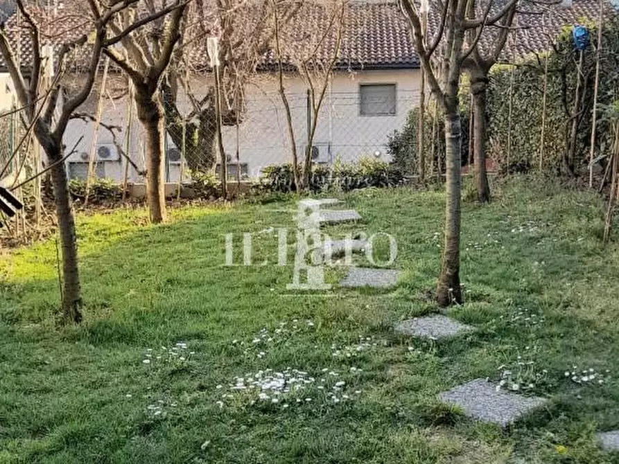 Immagine 4 di Terratetto in vendita  a Carmignano