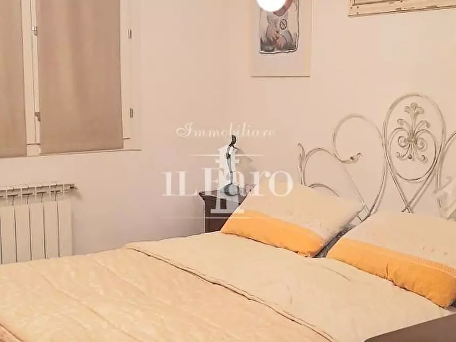 Immagine 35 di Terratetto in vendita  a Carmignano