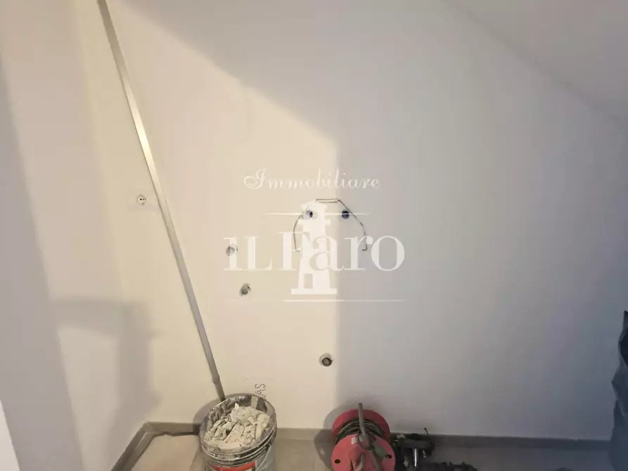 Immagine 23 di Appartamento in vendita  a Campi Bisenzio