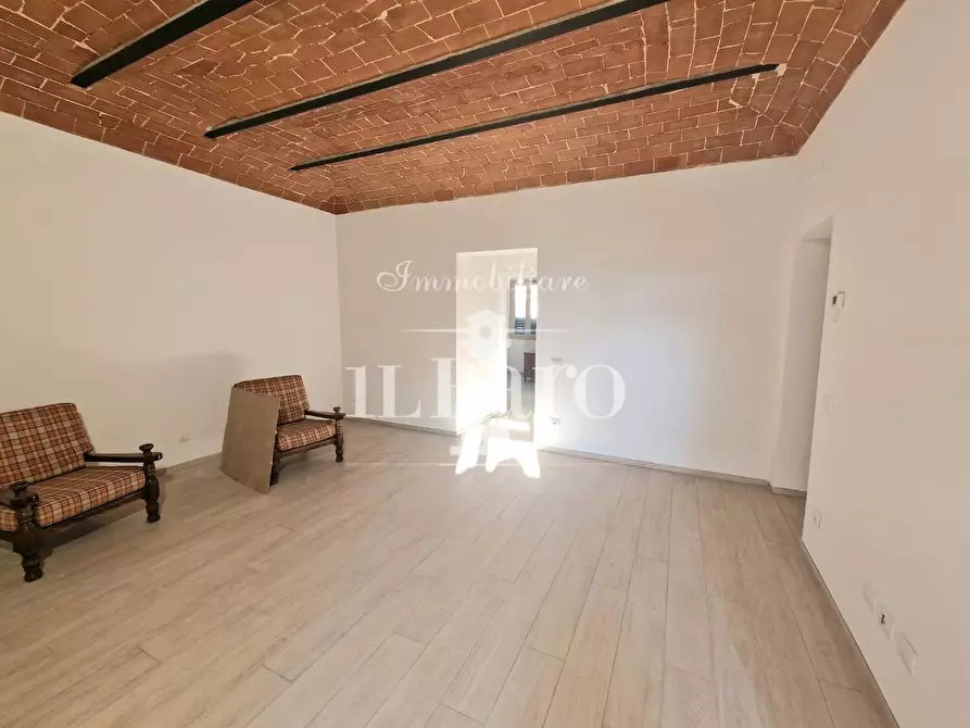 Immagine 5 di Appartamento in vendita  a Campi Bisenzio
