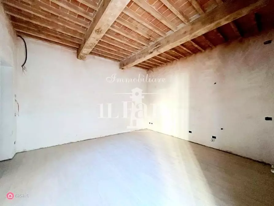 Immagine 7 di Appartamento in vendita  a Campi Bisenzio