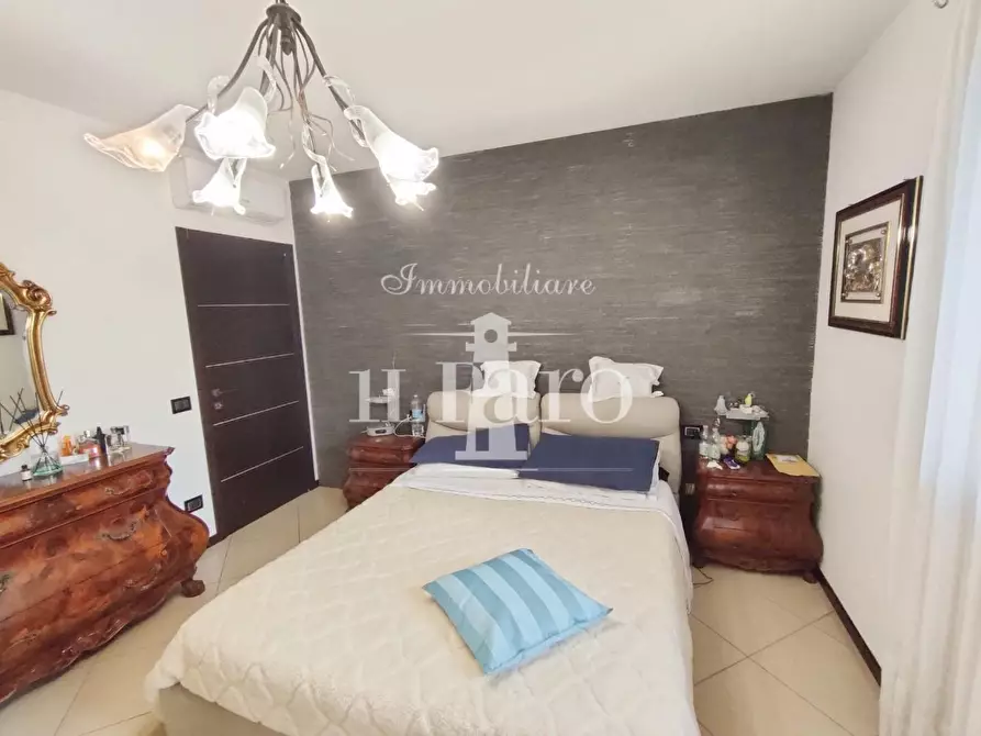 Immagine 8 di Appartamento in vendita  a Carmignano