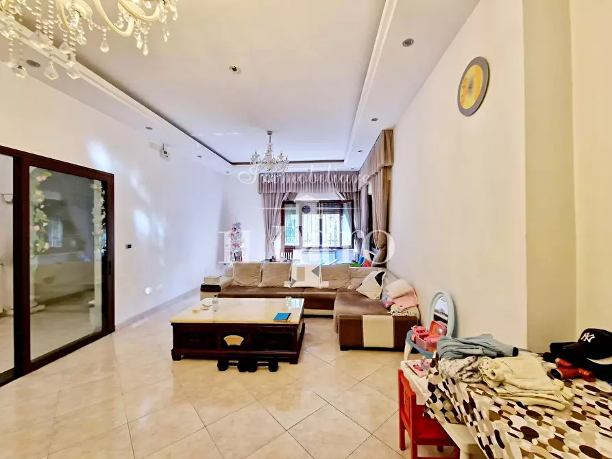 Immagine 11 di Casa indipendente in vendita  a Firenze