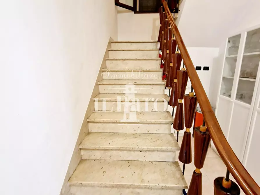 Immagine 19 di Casa indipendente in vendita  a Firenze