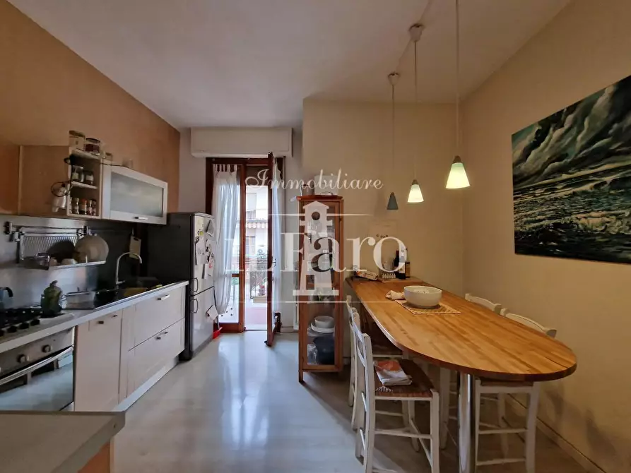 Immagine 8 di Casa indipendente in vendita  a Firenze