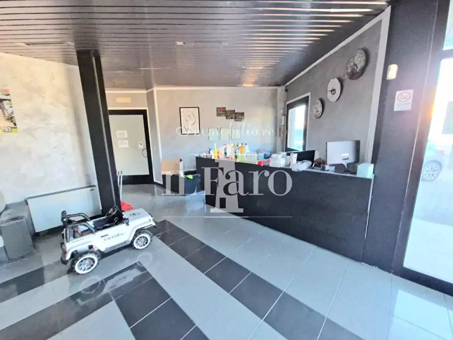 Immagine 1 di Capannone industriale in vendita  a Signa