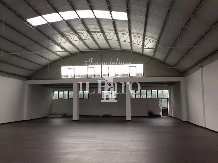 Immagine 9 di Capannone industriale in vendita  a Signa