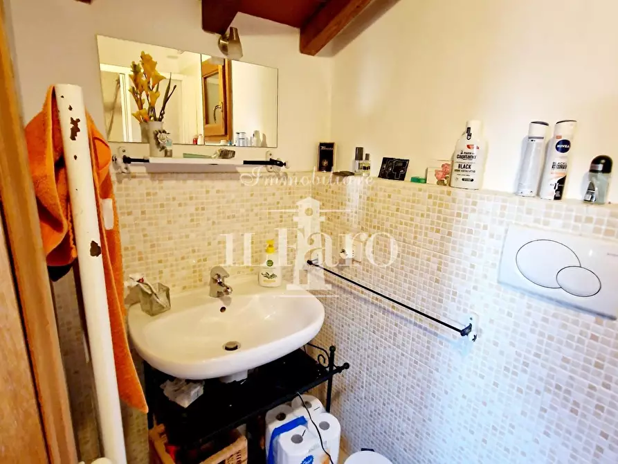 Immagine 22 di Terratetto in vendita  a Signa