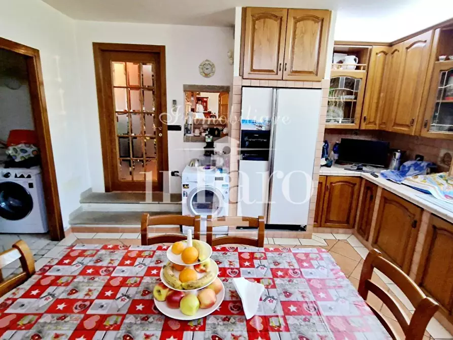 Immagine 21 di Porzione di casa in vendita  a Campi Bisenzio