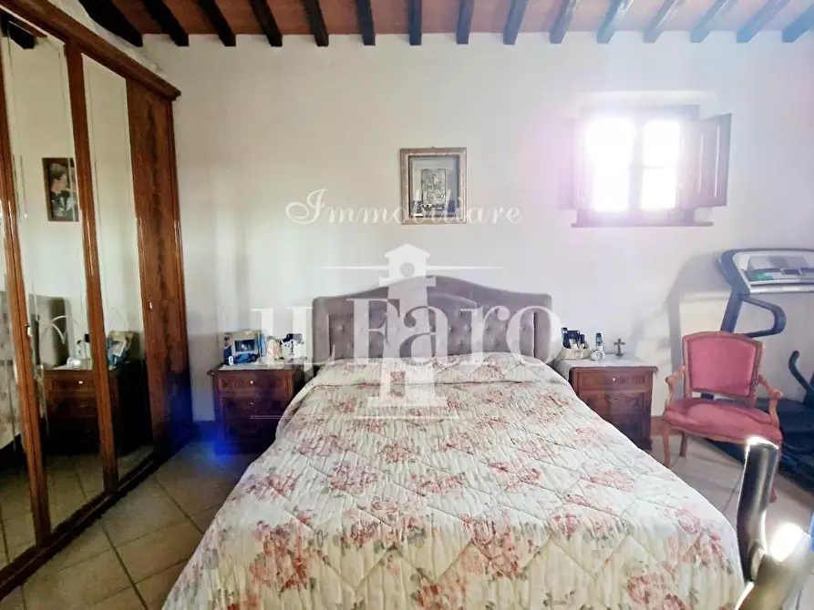 Immagine 53 di Porzione di casa in vendita  a Campi Bisenzio