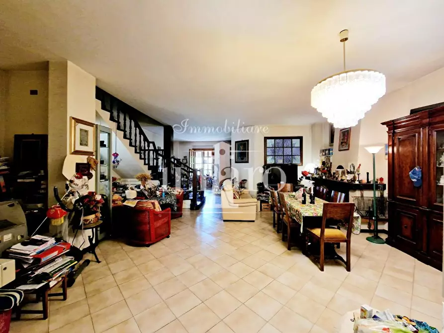 Immagine 18 di Villetta a schiera in vendita  a Campi Bisenzio