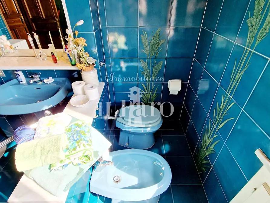 Immagine 30 di Villetta a schiera in vendita  a Campi Bisenzio