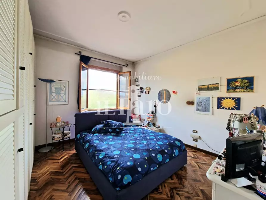 Immagine 49 di Villetta a schiera in vendita  a Campi Bisenzio