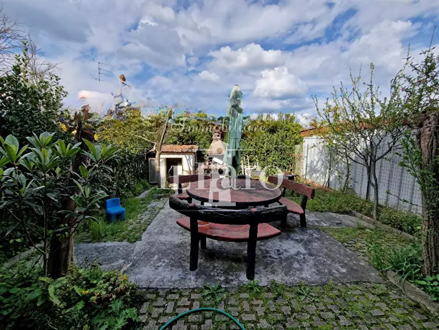 Immagine 6 di Villetta a schiera in vendita  a Campi Bisenzio