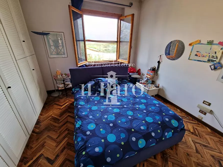 Immagine 48 di Villetta a schiera in vendita  a Campi Bisenzio