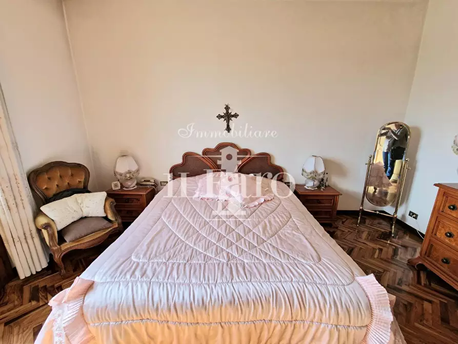 Immagine 35 di Villetta a schiera in vendita  a Campi Bisenzio