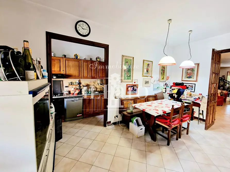 Immagine 20 di Villetta a schiera in vendita  a Campi Bisenzio