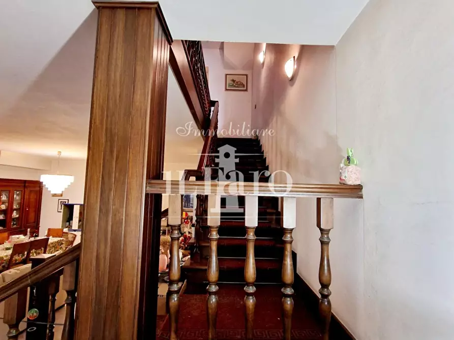 Immagine 8 di Villetta a schiera in vendita  a Campi Bisenzio