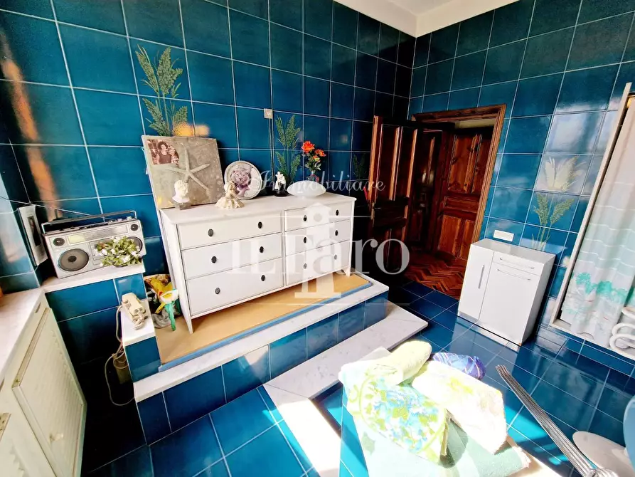 Immagine 26 di Villetta a schiera in vendita  a Campi Bisenzio