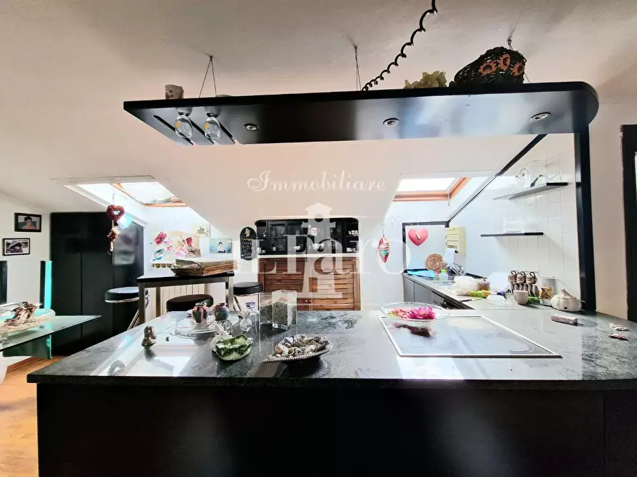 Immagine 55 di Villetta a schiera in vendita  a Campi Bisenzio