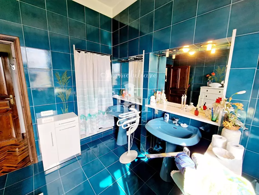 Immagine 29 di Villetta a schiera in vendita  a Campi Bisenzio