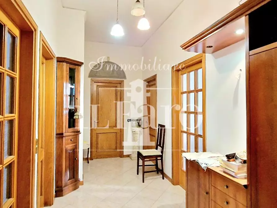 Immagine 9 di Appartamento in vendita  a Firenze