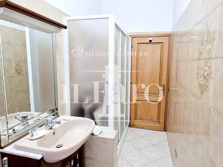 Immagine 33 di Appartamento in vendita  a Firenze