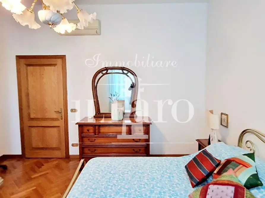 Immagine 21 di Appartamento in vendita  a Firenze