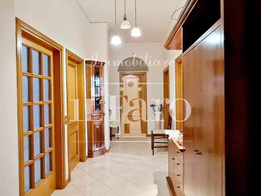 Immagine 10 di Appartamento in vendita  a Firenze