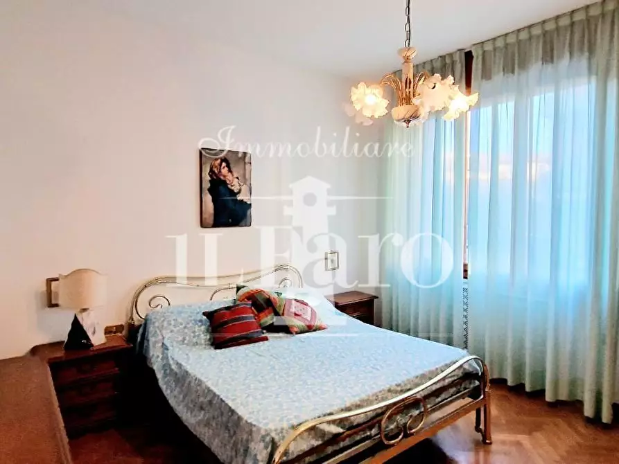 Immagine 22 di Appartamento in vendita  a Firenze