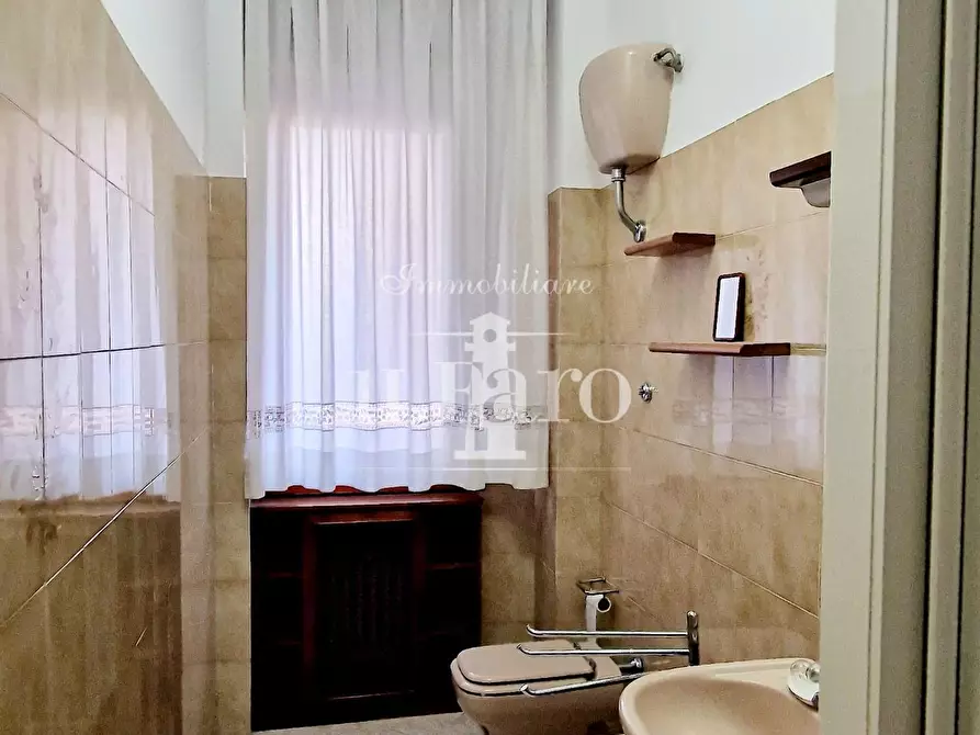 Immagine 31 di Appartamento in vendita  a Firenze