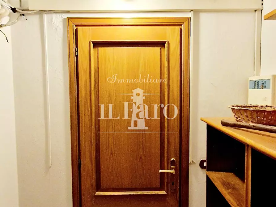 Immagine 30 di Appartamento in vendita  a Firenze