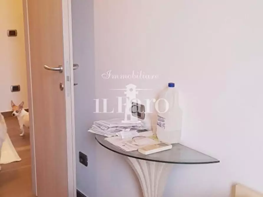 Immagine 41 di Villa in vendita  a Campi Bisenzio