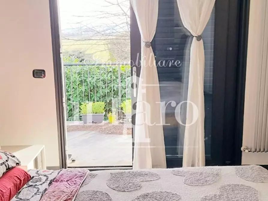 Immagine 23 di Villa in vendita  a Campi Bisenzio