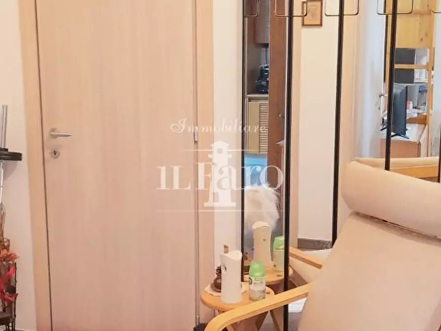 Immagine 42 di Villa in vendita  a Campi Bisenzio