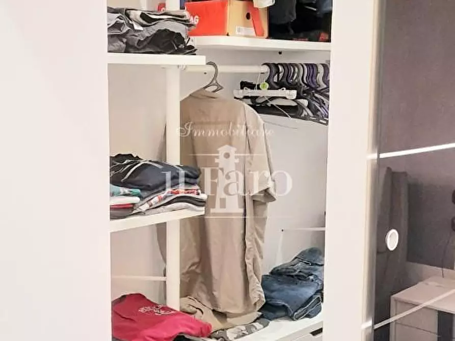 Immagine 24 di Villa in vendita  a Campi Bisenzio