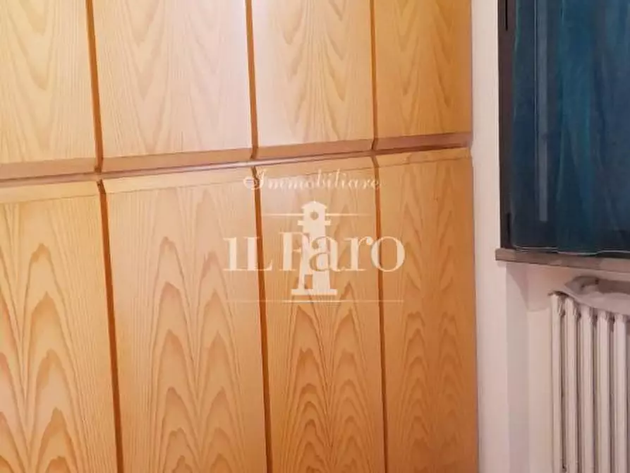 Immagine 33 di Villa in vendita  a Campi Bisenzio