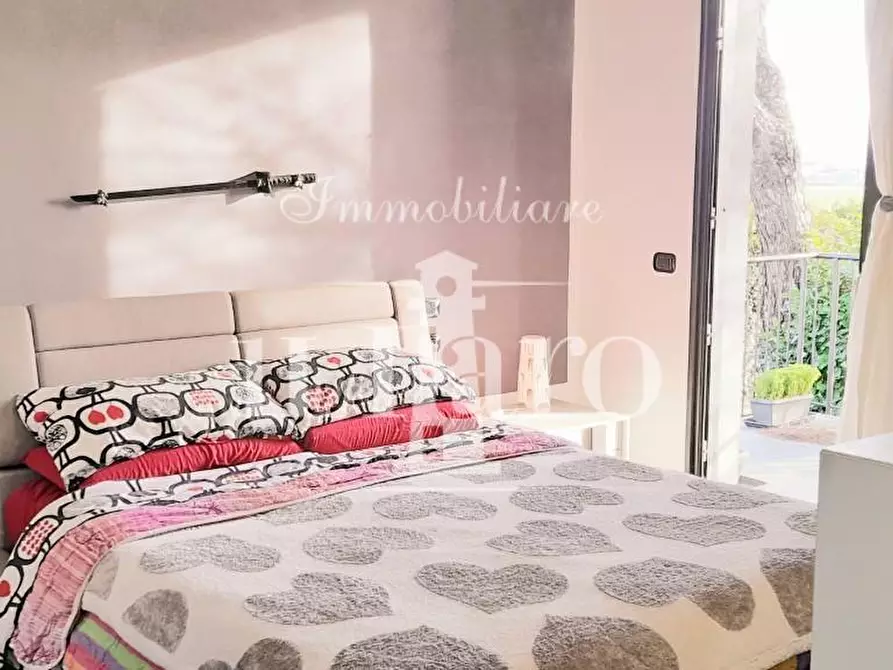 Immagine 31 di Villa in vendita  a Campi Bisenzio