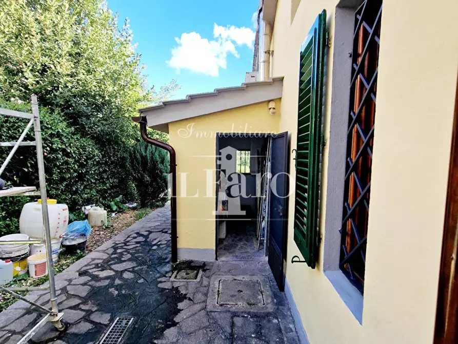 Immagine 4 di Casa indipendente in vendita  a Poggio A Caiano